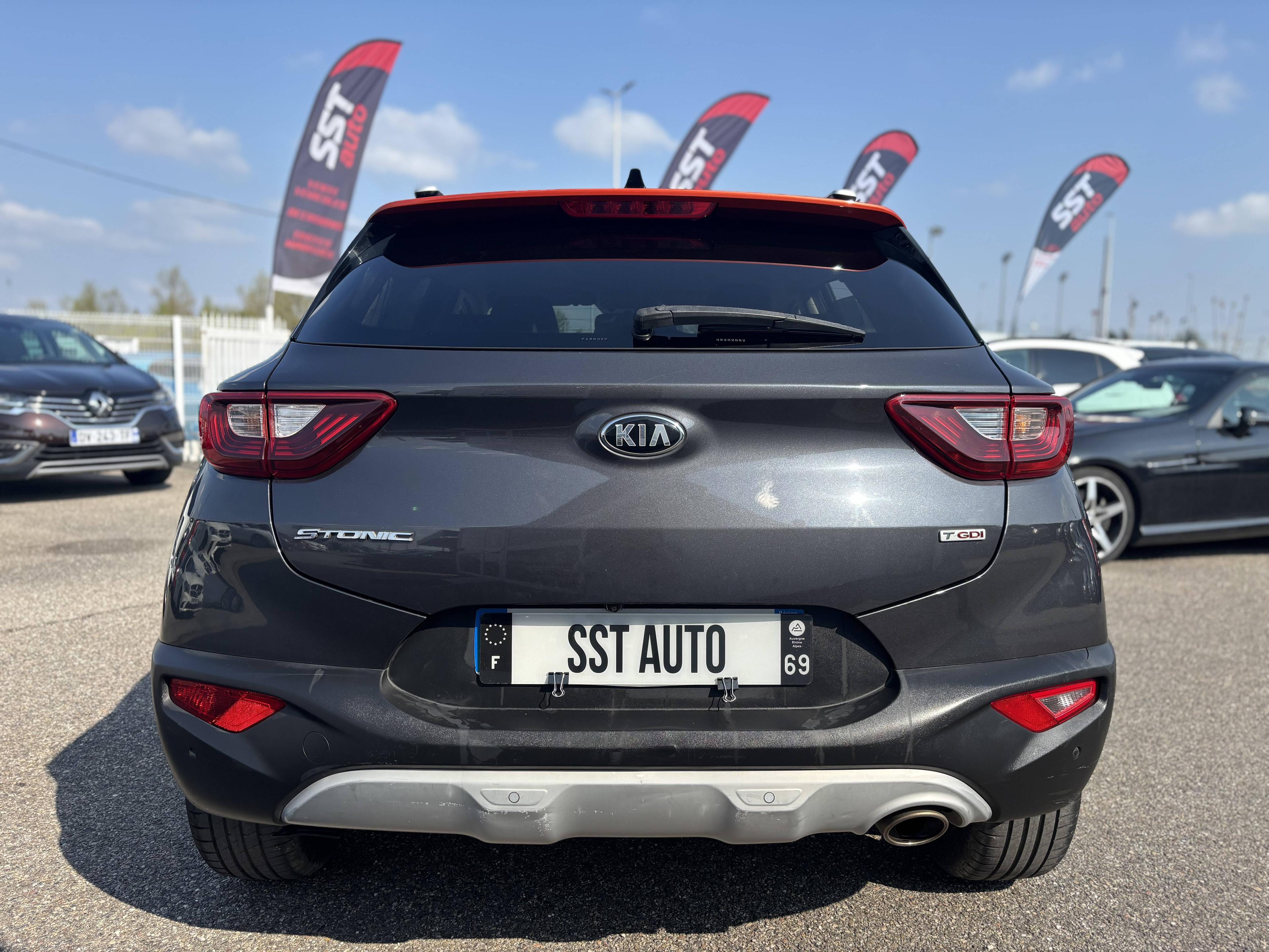 KIA STONIC