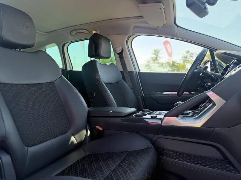 PEUGEOT 3008 HYBRID4