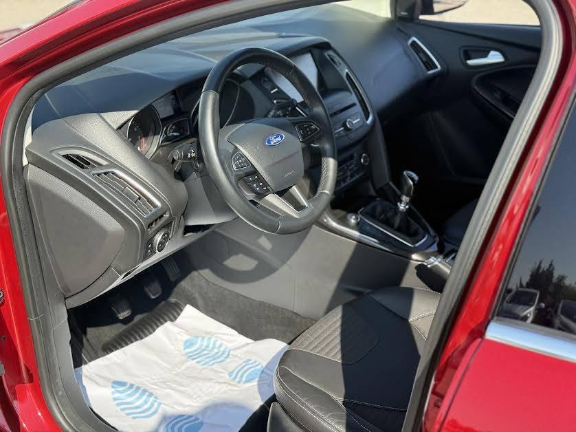FORD FOCUS