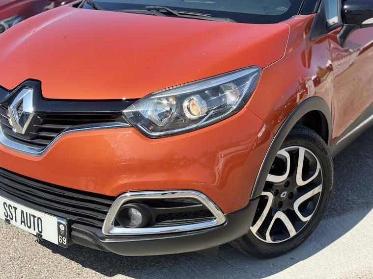 RENAULT CAPTUR