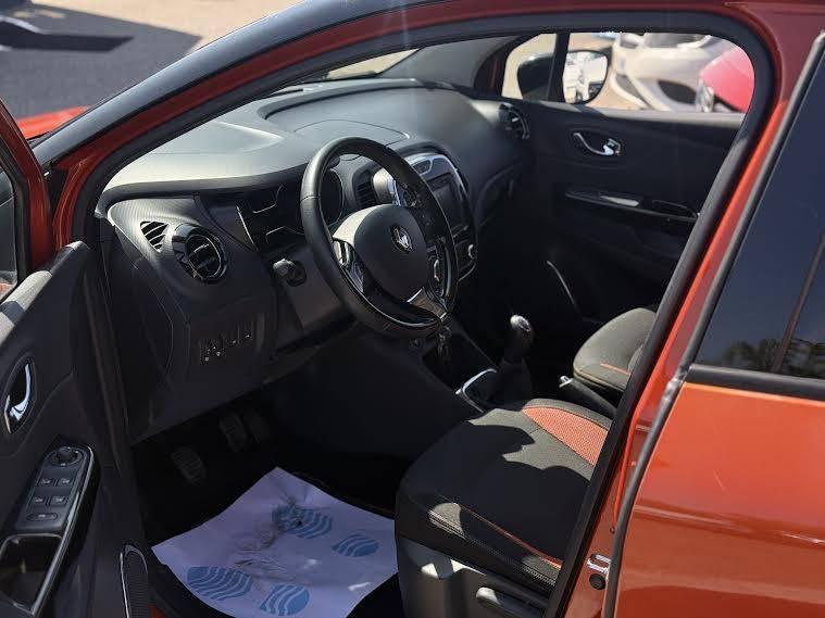 RENAULT CAPTUR