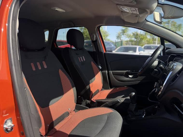 RENAULT CAPTUR