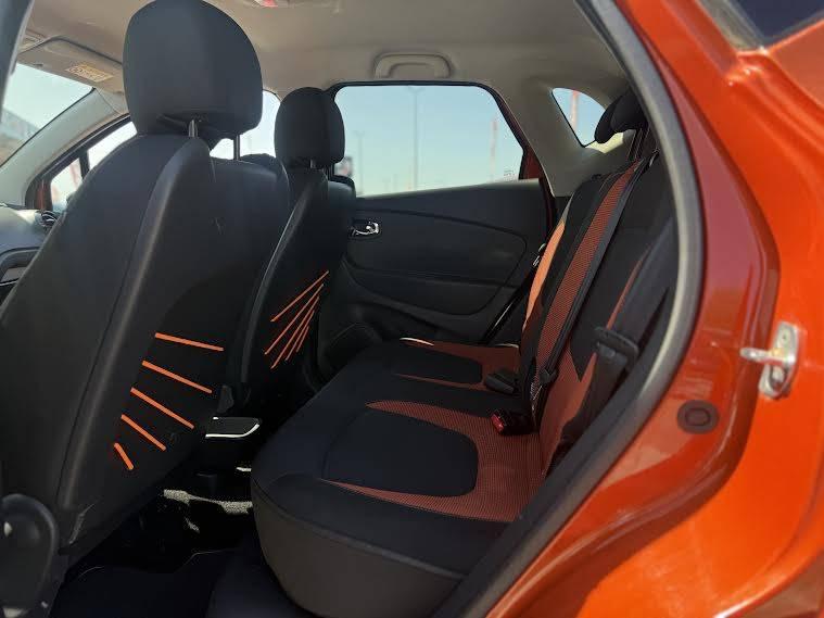 RENAULT CAPTUR