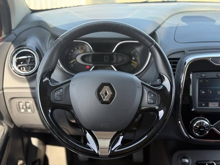 RENAULT CAPTUR