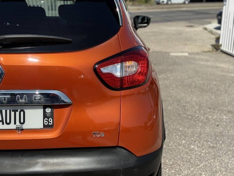 RENAULT CAPTUR