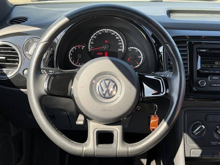 VOLKSWAGEN COCCINELLE