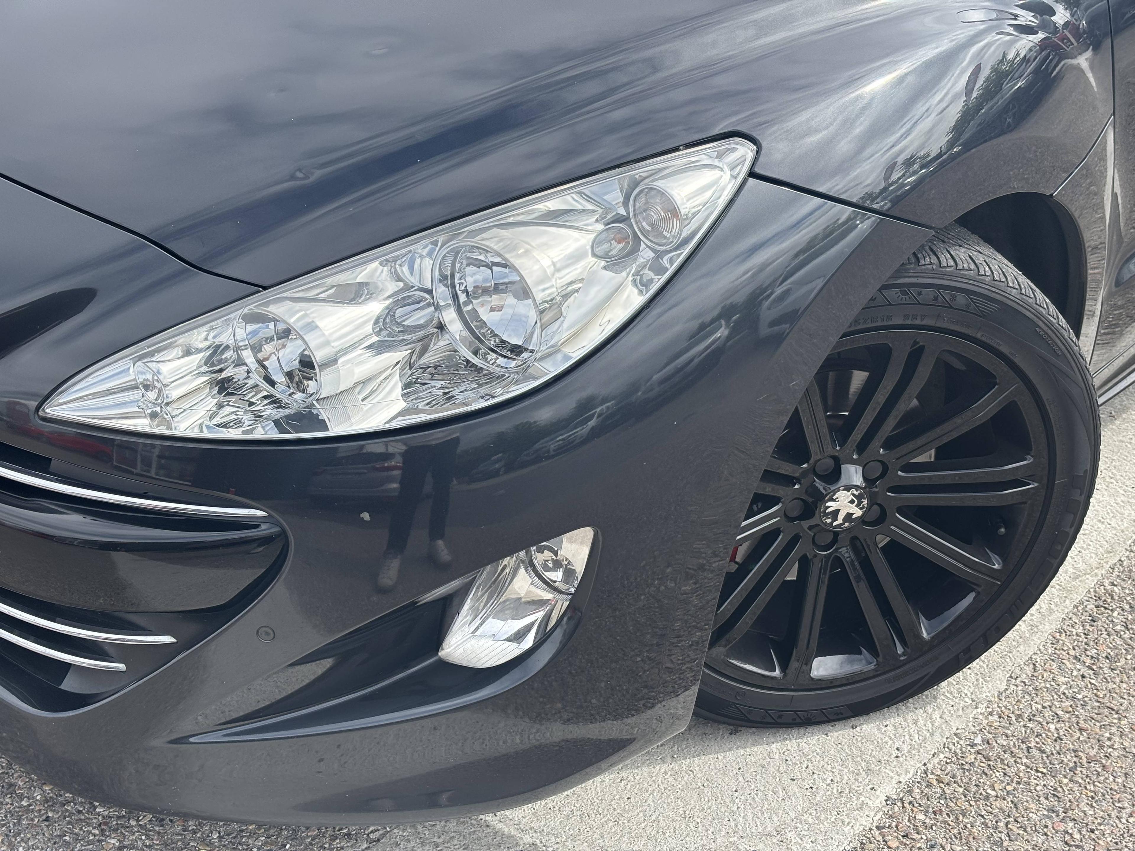 PEUGEOT RCZ