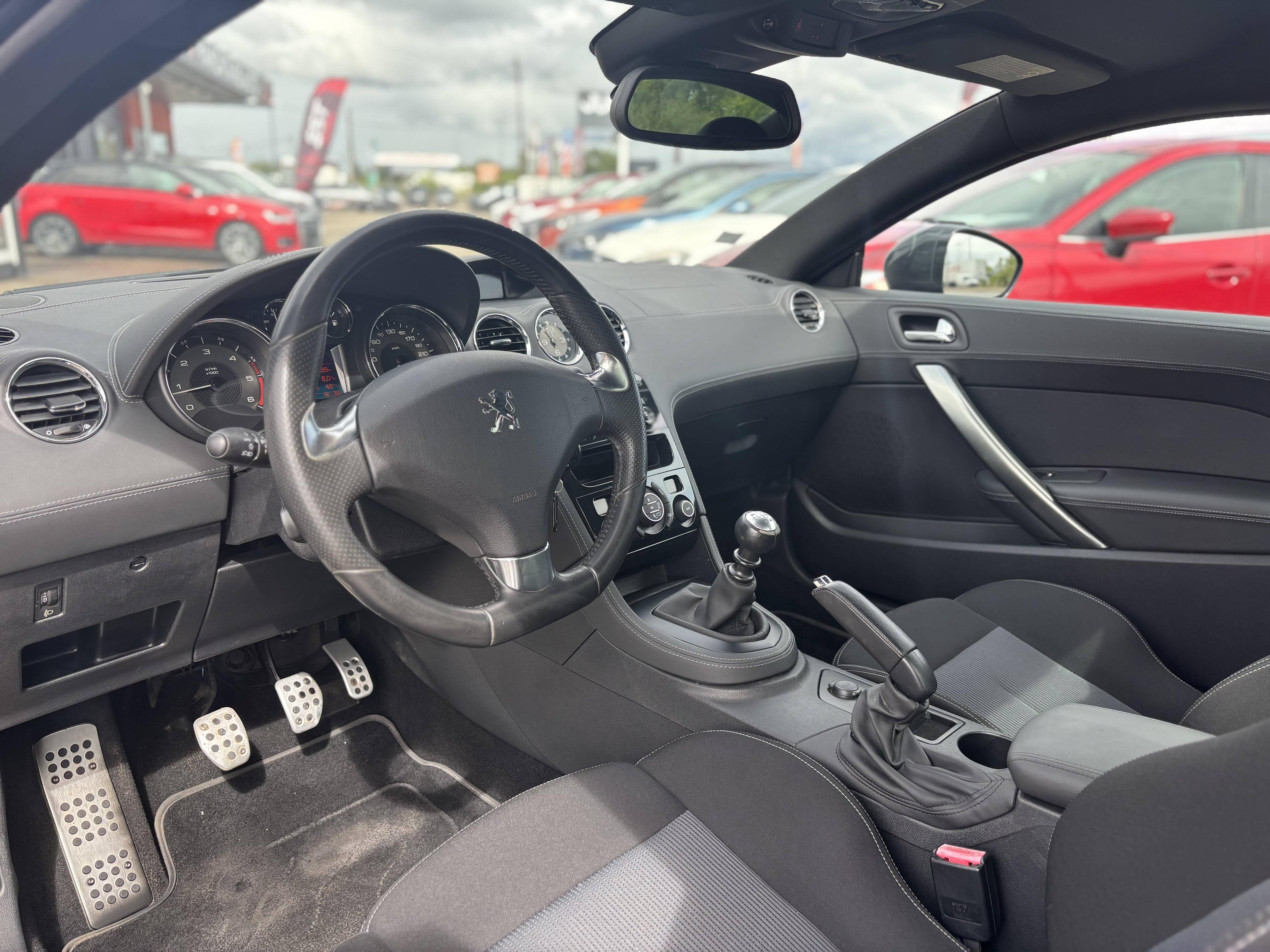 PEUGEOT RCZ