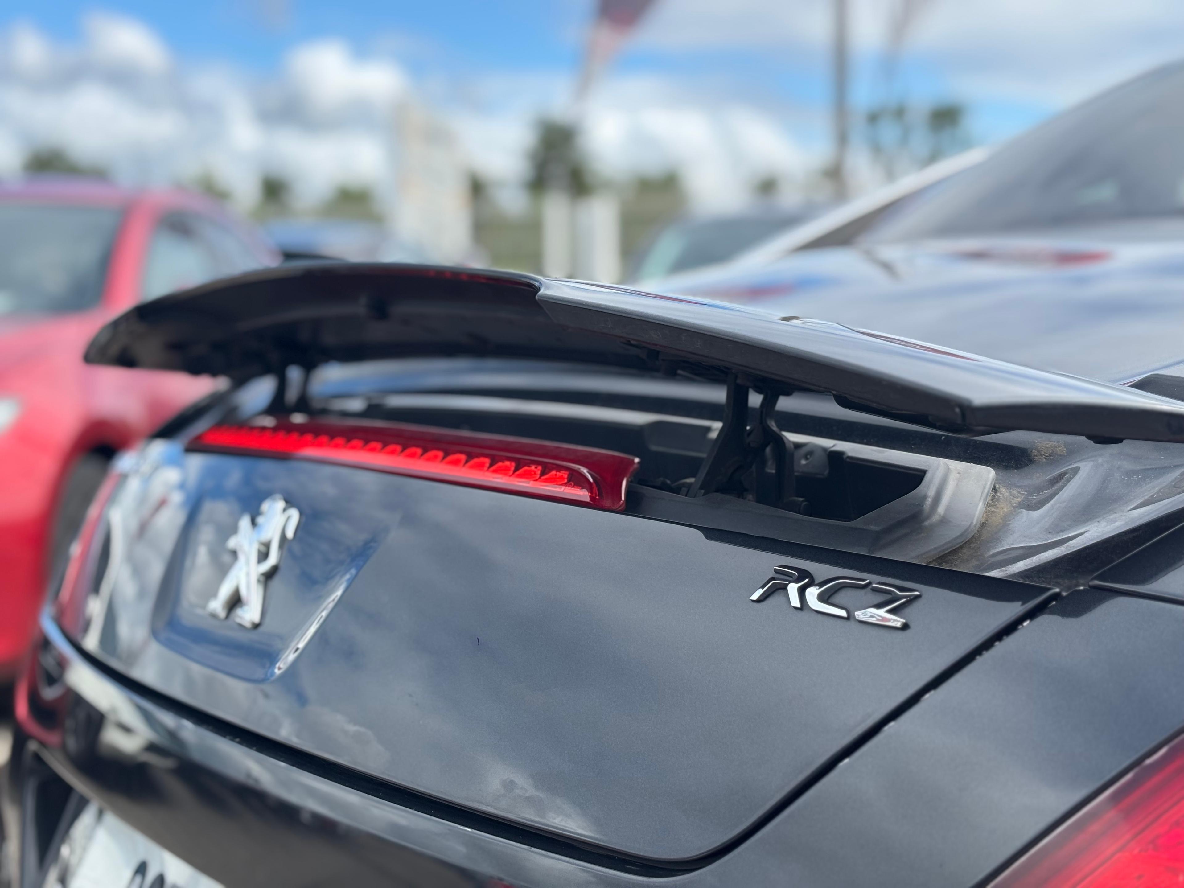 PEUGEOT RCZ