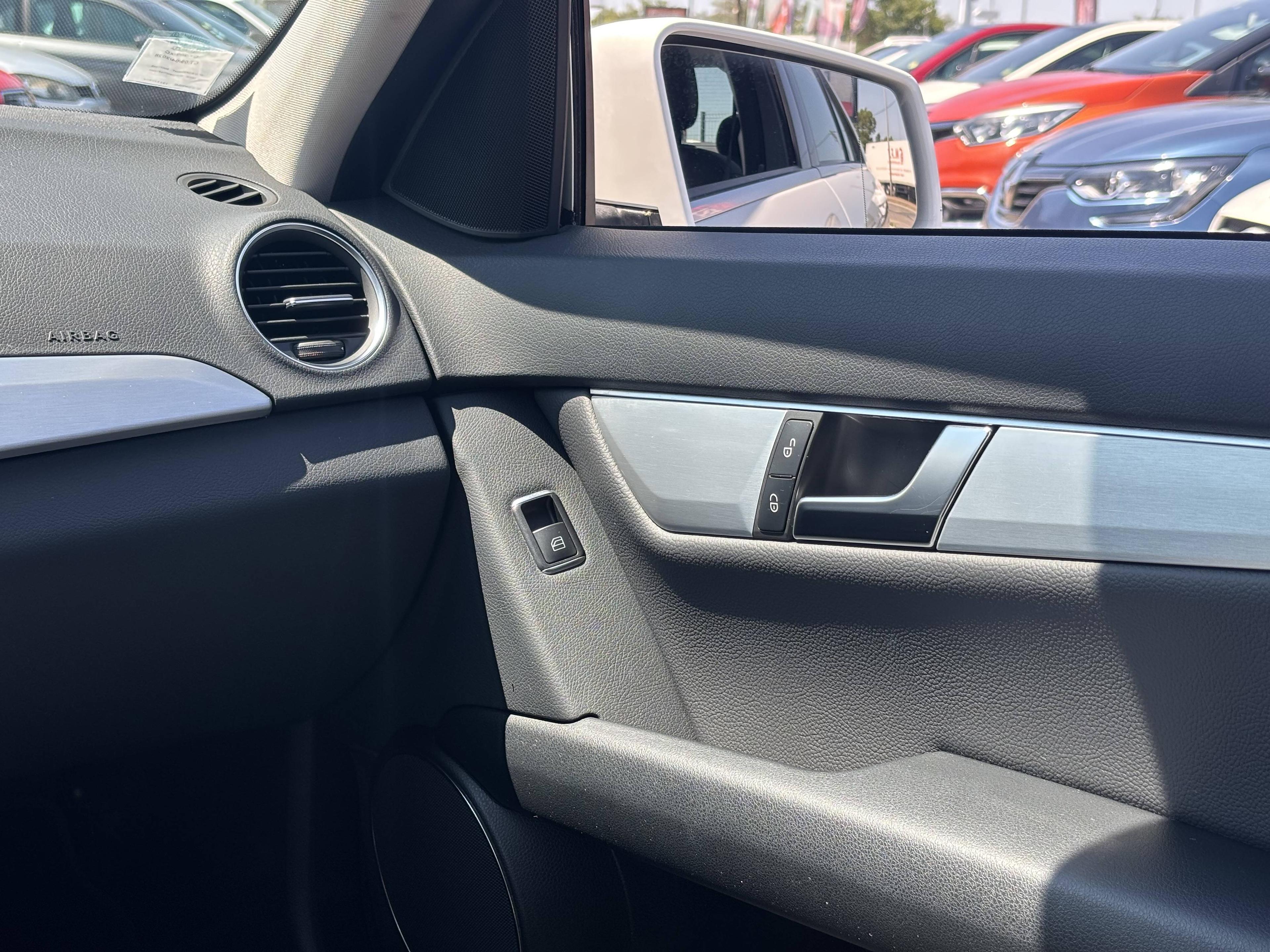 MERCEDES-BENZ CLASSE C