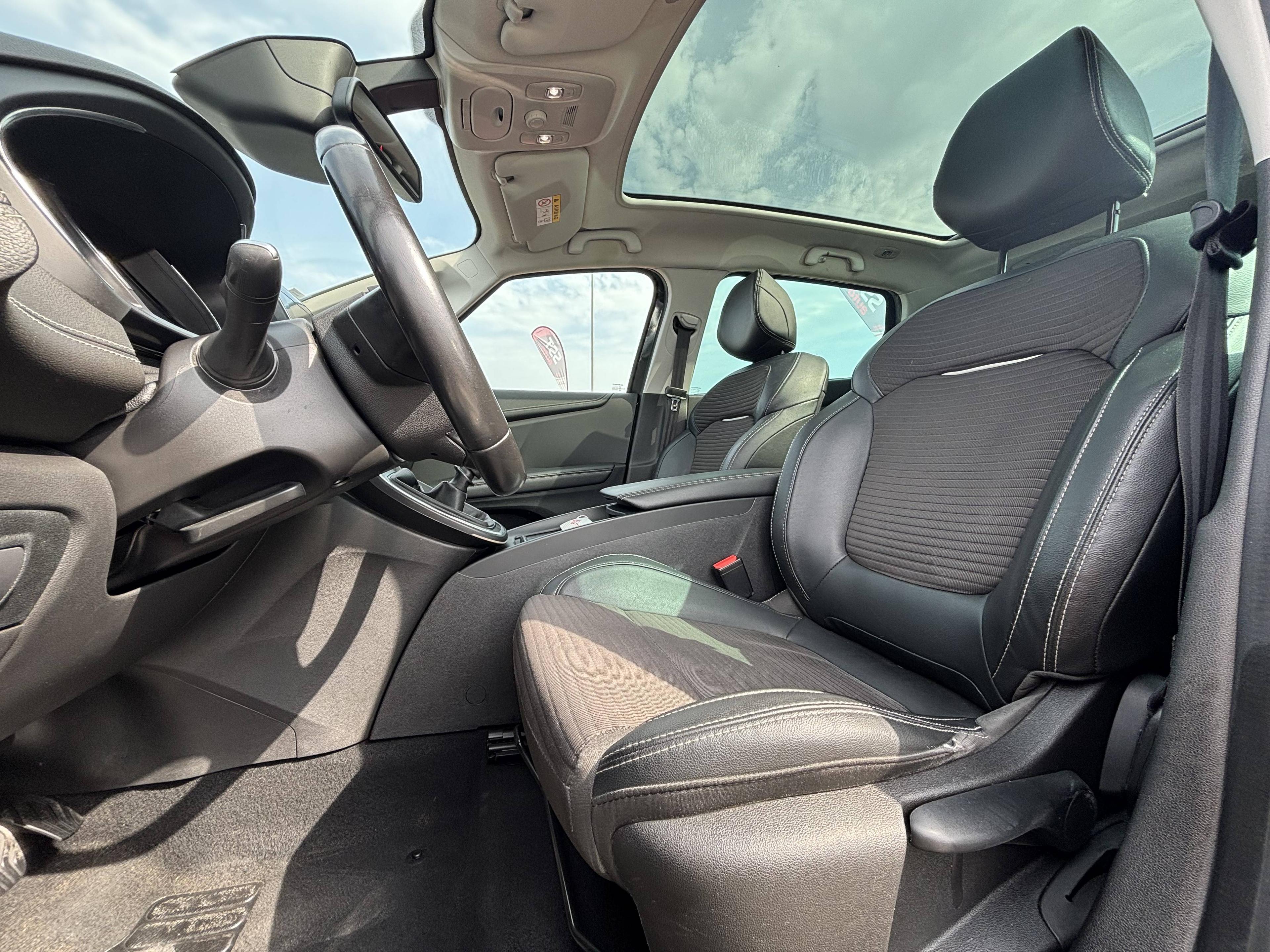 RENAULT GRAND SCENIC