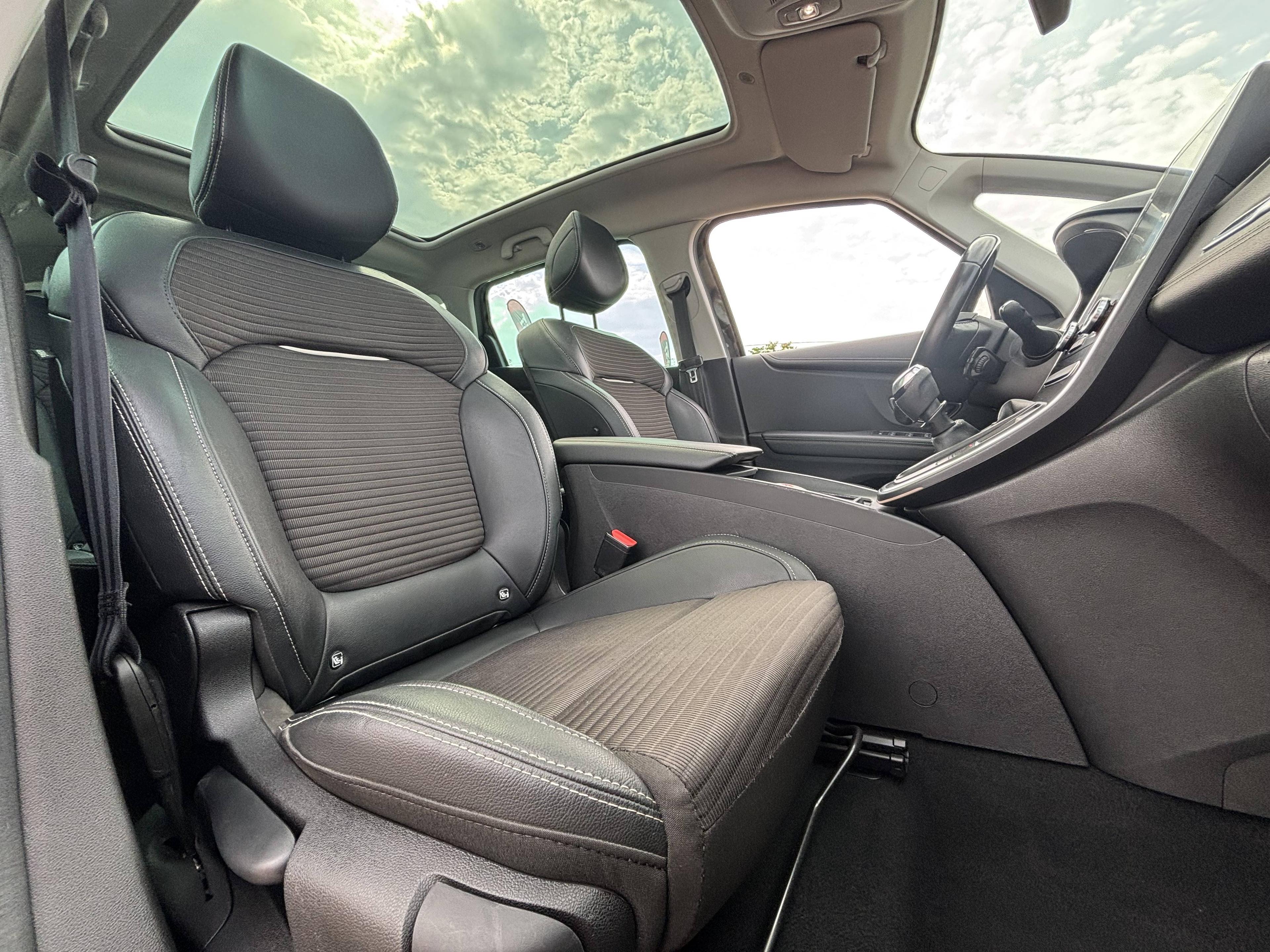 RENAULT GRAND SCENIC