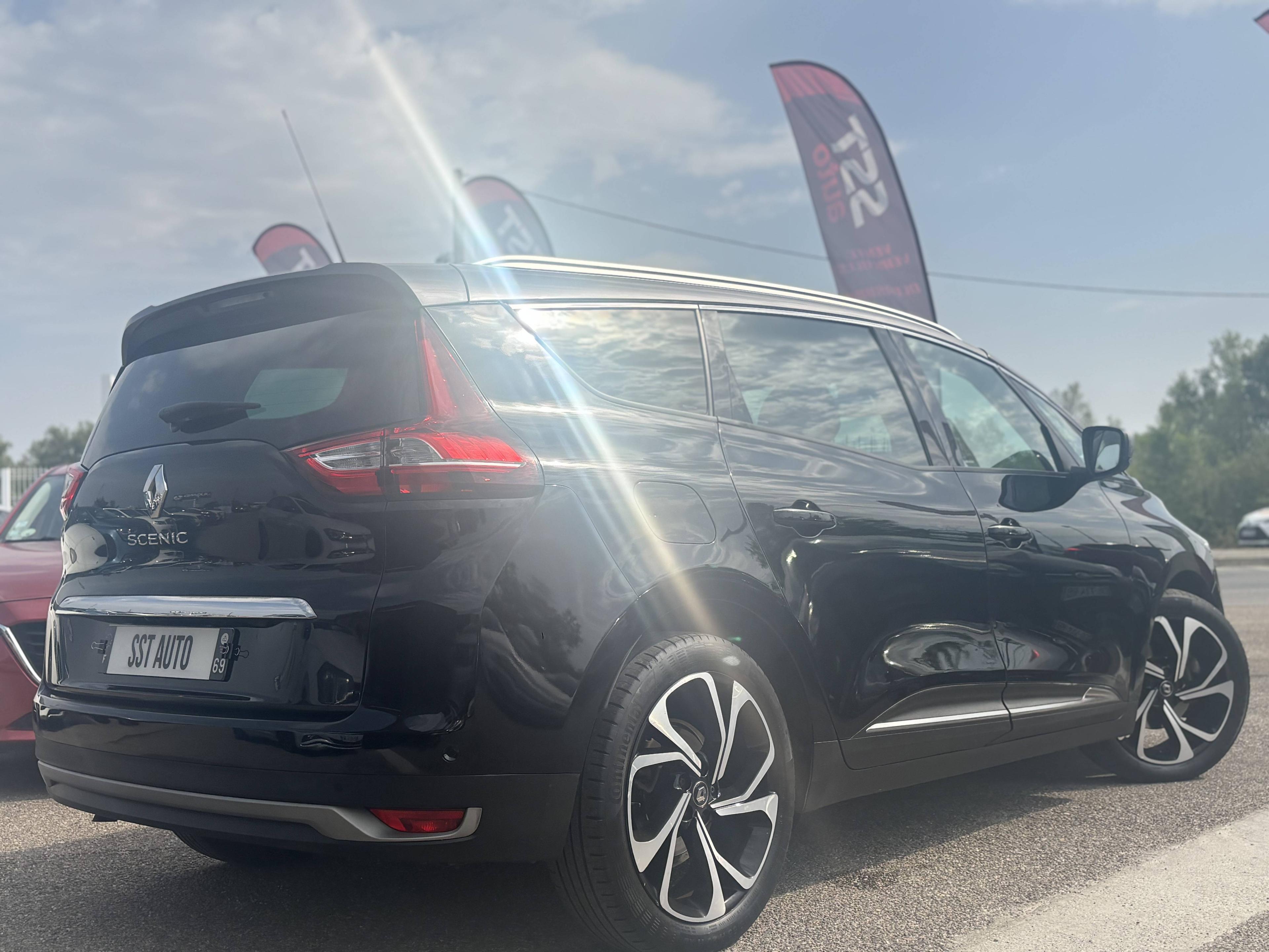 RENAULT GRAND SCENIC