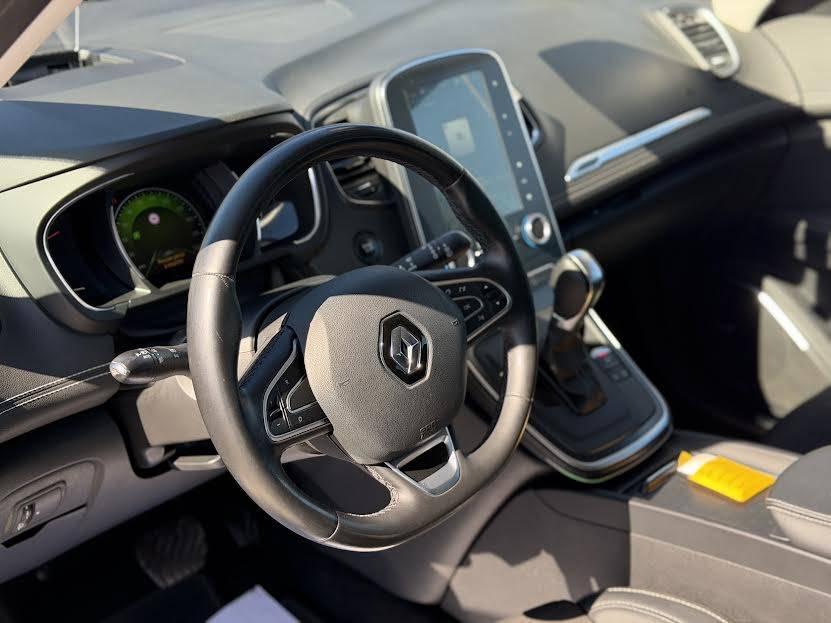 RENAULT GRAND SCENIC