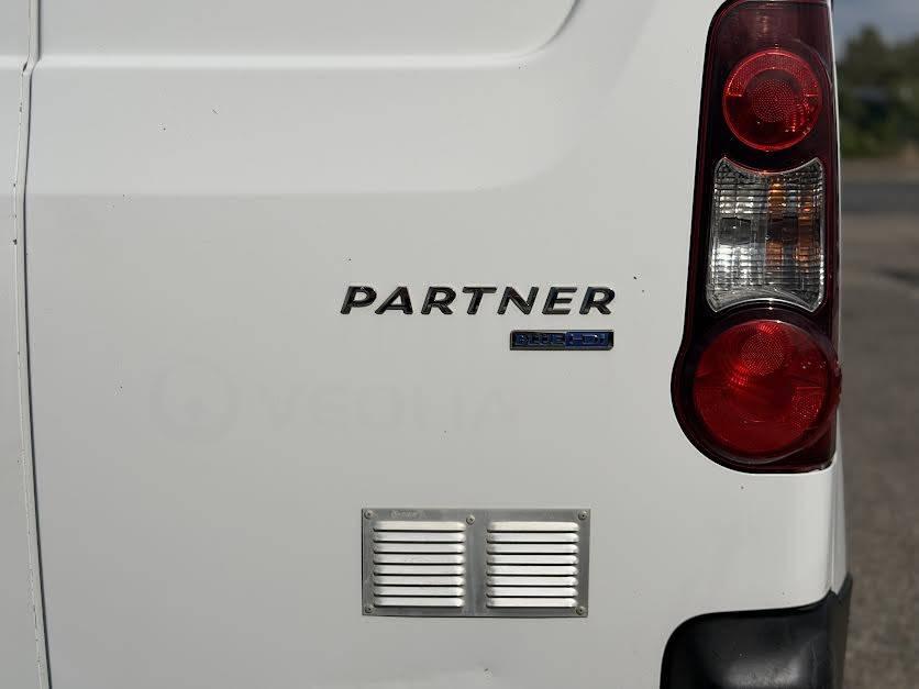 PEUGEOT PARTNER