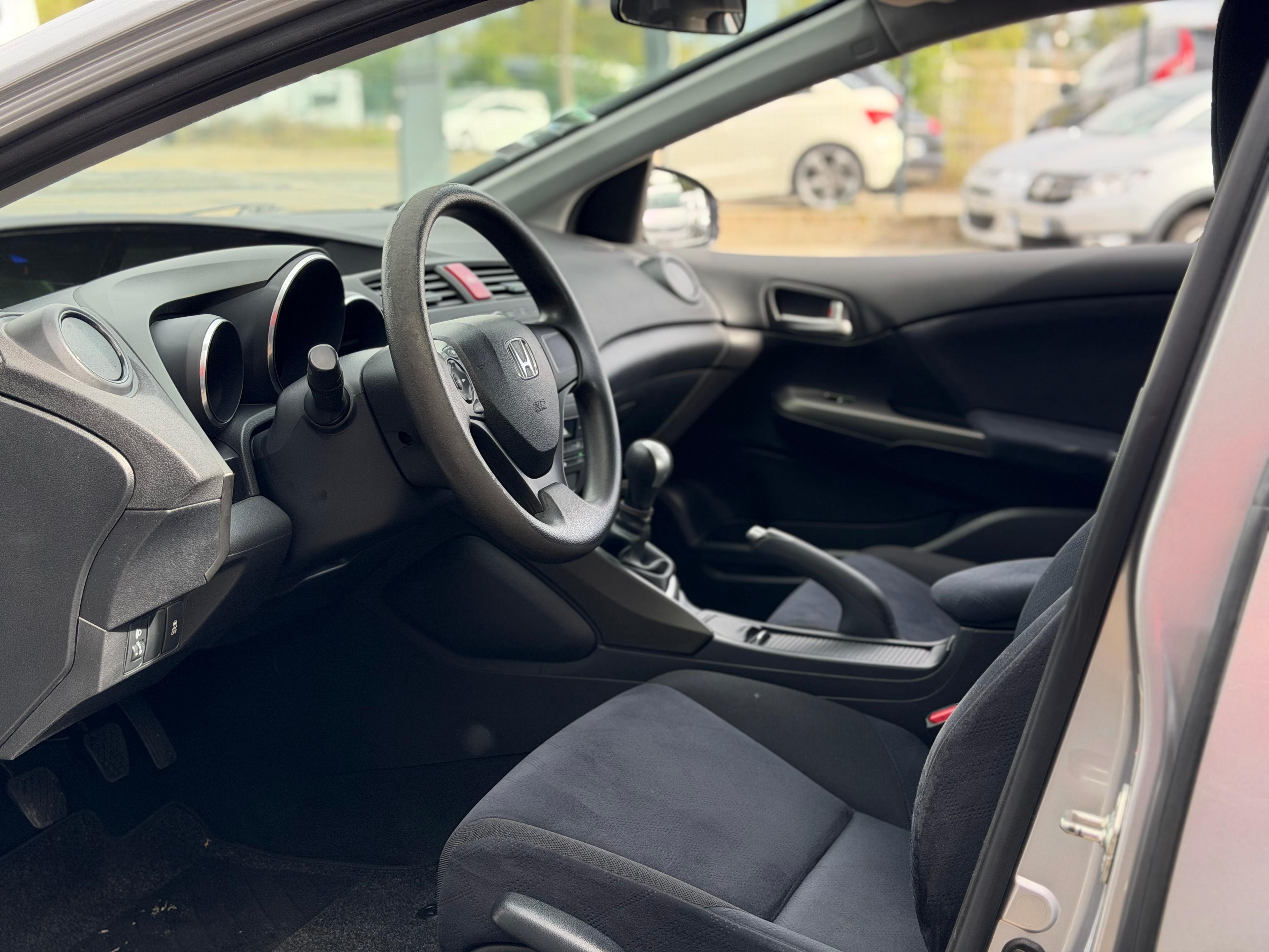 HONDA CIVIC